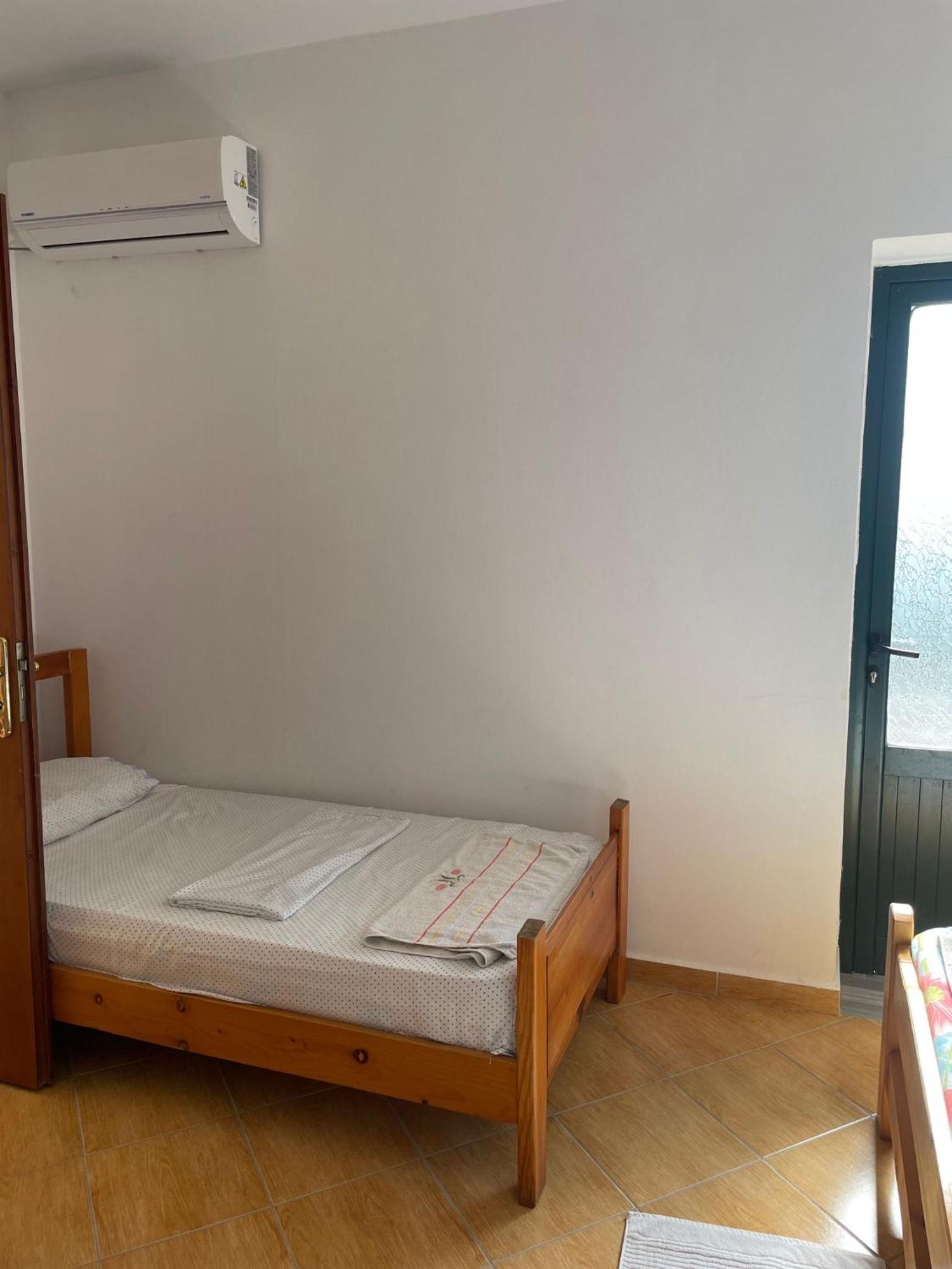 Hotel Bora Gostime Quarto foto